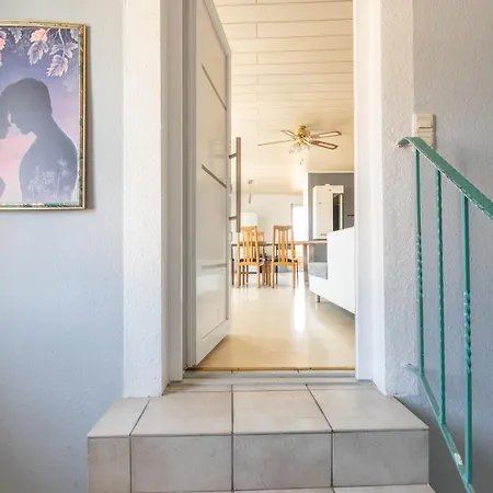 Arbeitnehmerunterkunft 6 Personen Mit Grosser Terrasse *