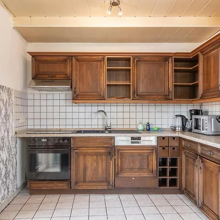 Апартаменты Arbeitnehmerunterkunft 6 Personen Mit Grosser Terrasse *