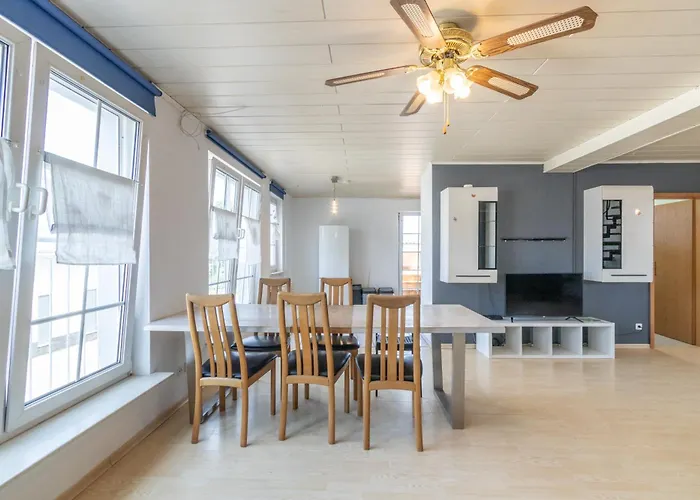 Arbeitnehmerunterkunft 6 Personen Mit Grosser Terrasse Apartamento *