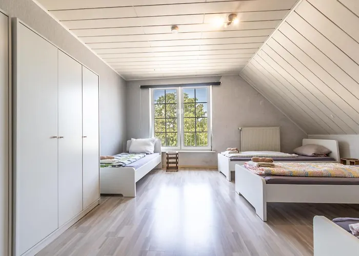 Apartamento Arbeitnehmerunterkunft 6 Personen Mit Grosser Terrasse Sulzheim (Rhineland-Palatinate)